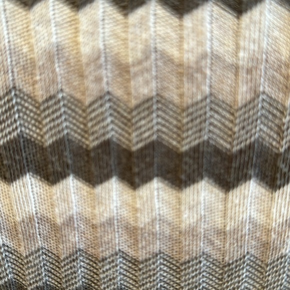 Margaret O'Leary Gray and White Striped Sweater size small - Picture 3 of 5